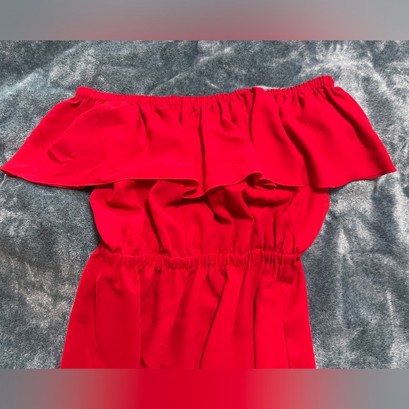 Red off-shoulder or on-shoulder mid-length dress with POCKETS! - Picture 2 of 7